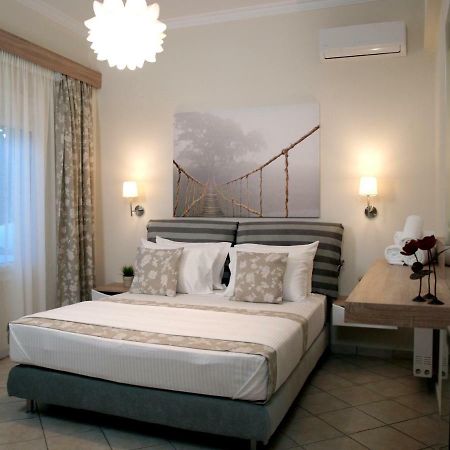 Urban Sea Apts Chania  Bagian luar foto