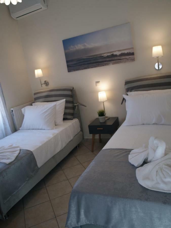 Urban Sea Apts Chania  Bagian luar foto